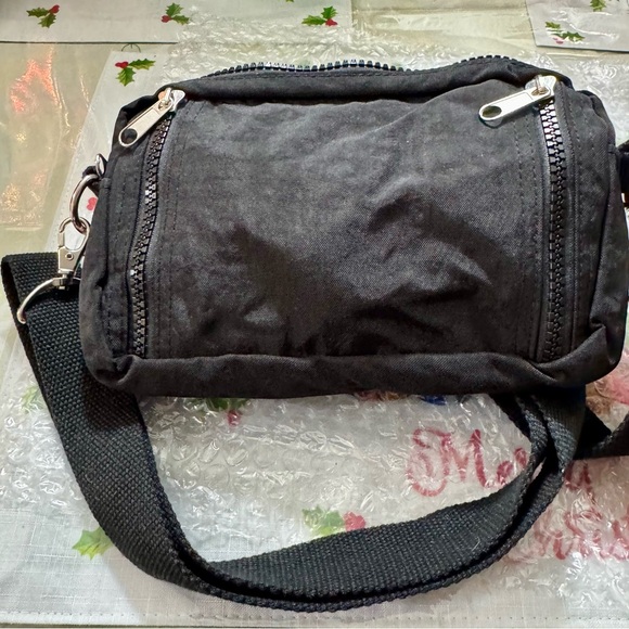 Disney Black and Red Mickey Mouse Belt and crossbody bag - Picture 5 of 6